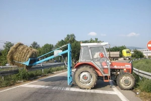 Nema ukidanja akciza - poljoprivrednicima stižu pozivi iz policije