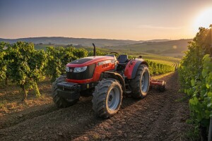 Traktor Antonio Carraro TC F