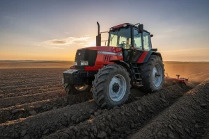 Traktor Belarus 900