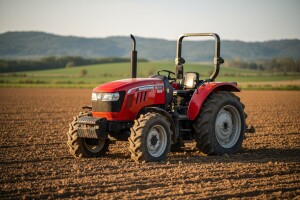 Traktor Dongfeng 904