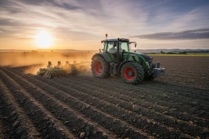 Traktor Fendt 700 Vario