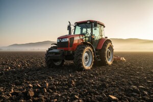 Traktor Foton FT 404