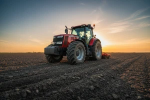 Traktor Foton FT 824