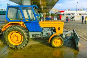 Poljoprivrednici uskoro na cestama? Traže ukidanje pravila o izravnom točenju!