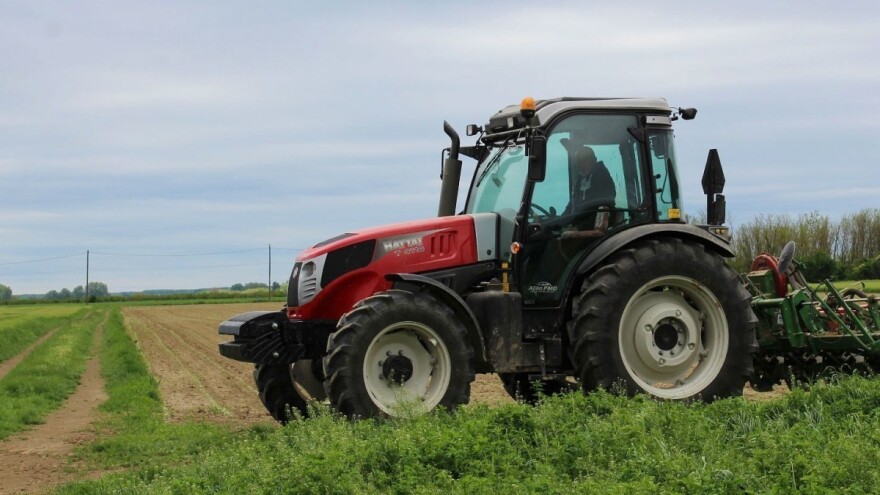 Poljoprivrednici FBiH traže hitno uvođenje plavog dizela ili jeftinije gorivo