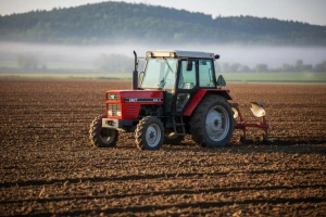 Traktor IMT 550.11