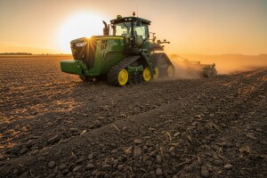 Traktor John Deere 9R/RT