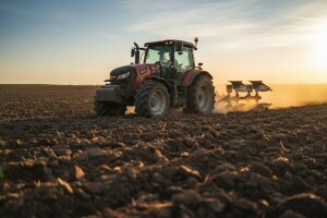 Traktor Kioti DX 9010 PC