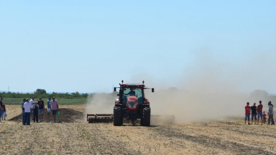 Više od 2.000 zahteva za kupovinu traktora