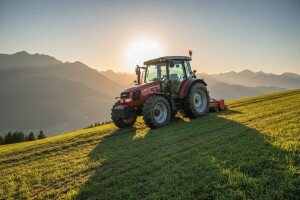 Traktor Lindner Geotrac 64