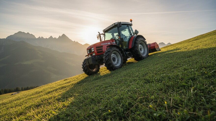 Traktor Lindner Geotrac 84