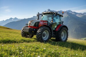 Traktor Lindner Geotrac 94