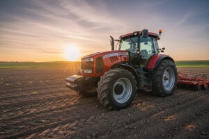 Traktor McCormick G-Max plat Tier 3