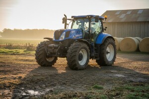 Traktor New Holland T6000 Plus