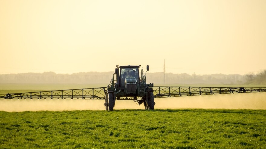 EFSA: Ne očekuje se da postojeće razine izloženosti glifosatu predstavljaju rizik za ljudsko zdravlje?