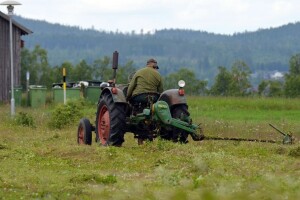 Općina Kakanj pomaže obnovu mehanizacije