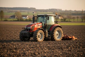 Traktor Tumosan 9100 Maxima