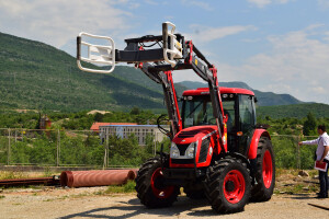 Nabavili traktor - besplatan za sve registrirane farmere u Trebinju