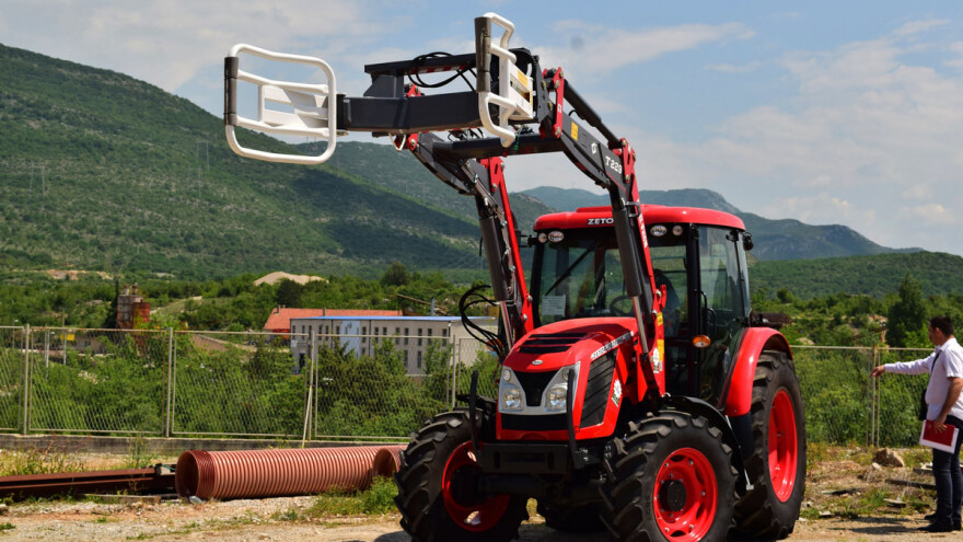 Nabavili traktor - besplatan za sve registrirane farmere u Trebinju