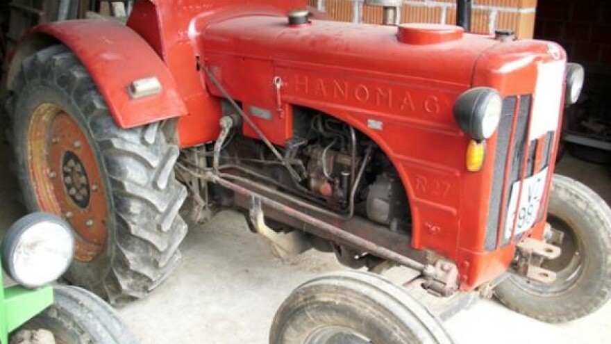 Izložba oldtimer traktora