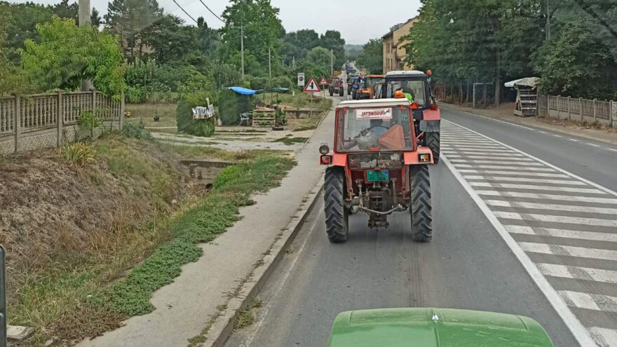 Ovo je početak seljačke bune: Poljoprivrednici u Srbiji dogovaraju protest, ide se u Beograd