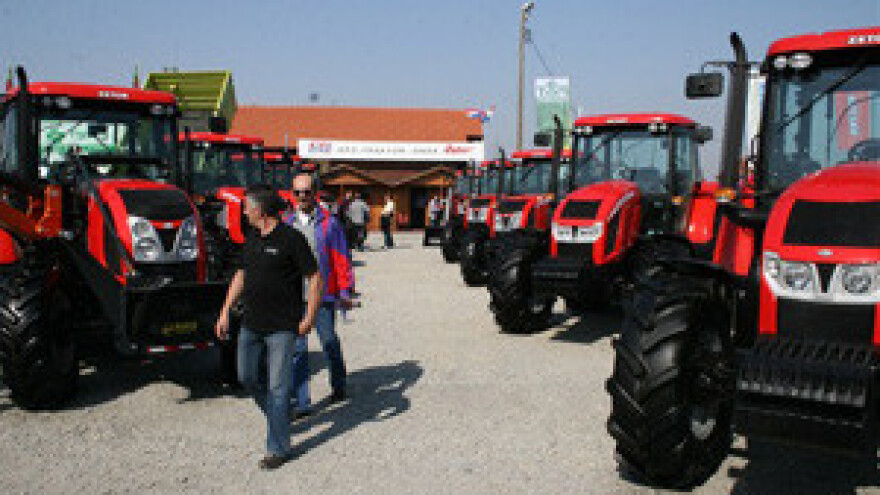 Sajam u Gudovcu: Prvi planuli najskuplji traktori!