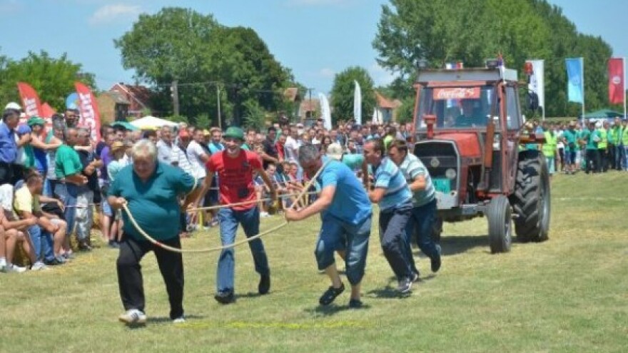 Posetite paorsku Traktorijadu 2015!