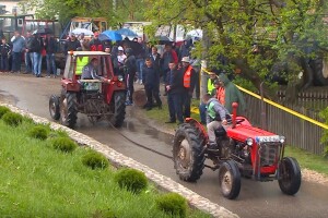 Traktorijada u Tekućici: Najmlađi traktorist 6, a najstariji traktor 53 godine
