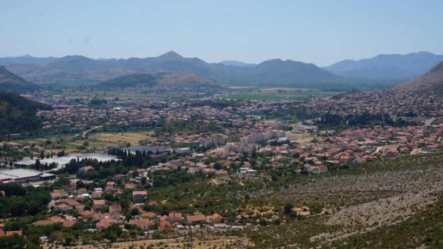 Trebinje će dobiti mašinu za obradu zapuštenog zemljišta