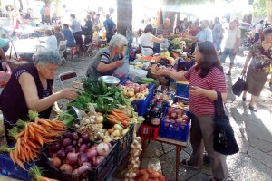 Šta je uslovilo iznenadni pad cijena povrća na pijacama?