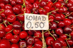 Jedna trešnja pola marke, a nije zbog krize?