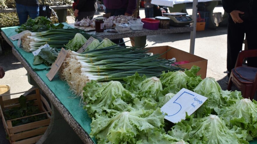 Otvaranje zatvorenih dijelova tržnica opet je mućak za naše OPG-ove