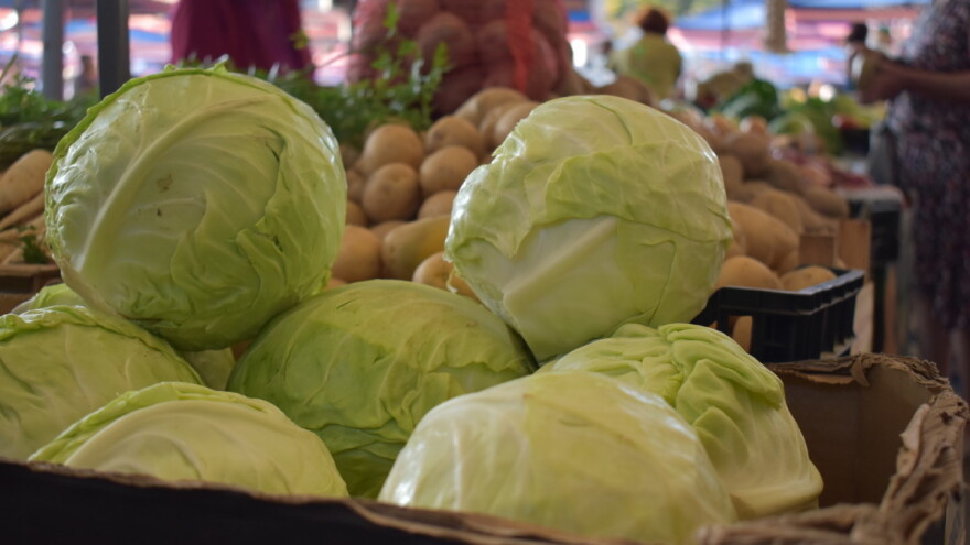 Na pijacama najbolje ide povrće, traži se i kravlje mlijeko, evo cijena