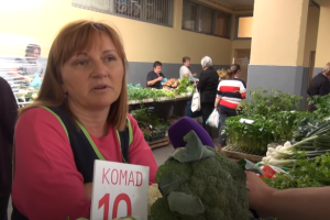 Požeška tržnica: Prodaja krenula, a ljudi se ne boje zaraze