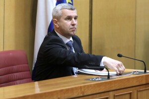 Poljoprivrednike je dosad zastupalo oko 1.130 udruga, vrijeme je da se vrati značaj HPK?