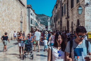 Uspjeh turizma stvara dodatne probleme agraru?