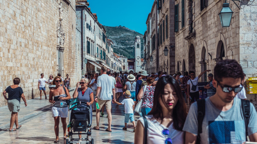 Uspjeh turizma stvara dodatne probleme agraru?