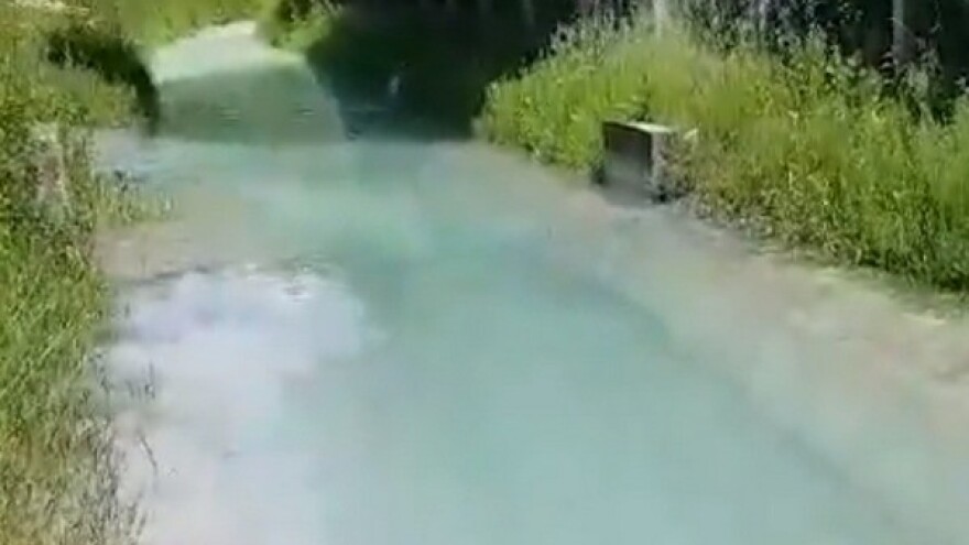 U rijeku Jalu se izlijevaju neprečišćene otpadne vode sa deponije TE "Tuzla" - pune šljake i pepela