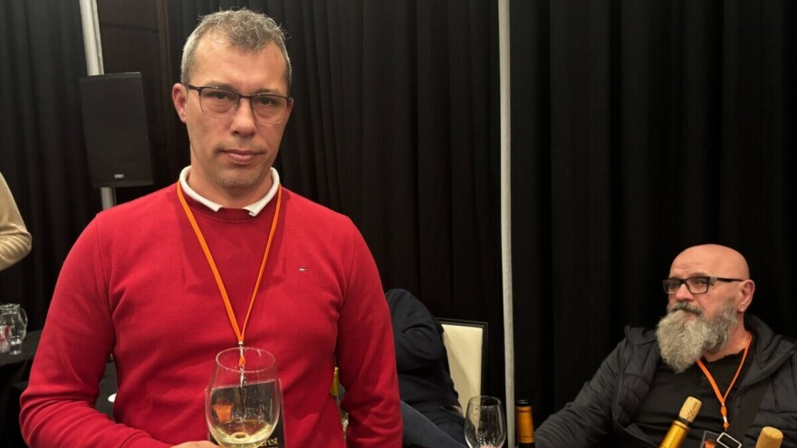 U selu gde lozu greju "dva sunca" smeštena i vinarija Šijački: "Kod nas je uvek veselo"