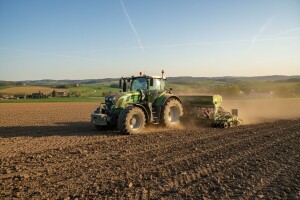 U Topličkom okrugu prolećna setva pri kraju