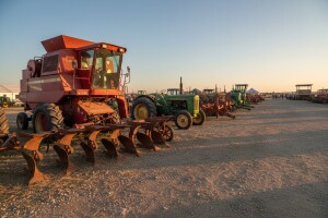 U VUPIK-u velika rasprodaja vozila i mehanizacije