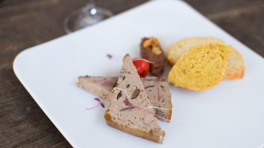 U središtu festivala "Uho grlo nos" - fajferica gastro show