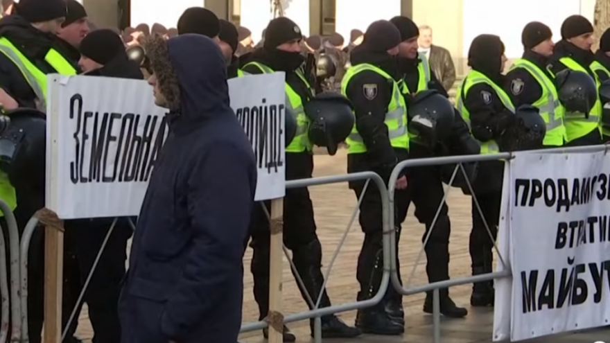 Na nogama zbog prodaje poljoprivrednog zemljišta - ne daju ga strancima!