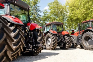 Uplatio predujam za traktor, a kada je došao po stroj, saznao da nikada nije bi na prodaju