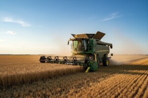 Upoznajte inteligentni kombajn John Deere T660i