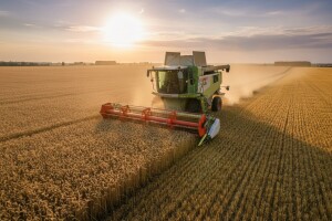 Upoznajte univerzalni talent Claas Tucano 420