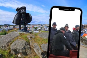 Norveški kralj Harald oduševio - do mjesta posjeta dovezao se na traktorskoj prikolici
