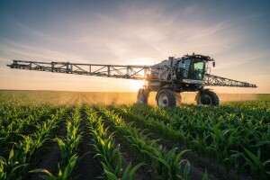 Uzburkalo se tržište samohodnih prskalica