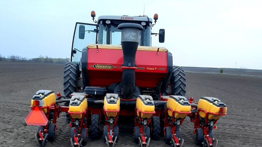 Sejalica Väderstad Tempo T6 idealno "upakuje" seme