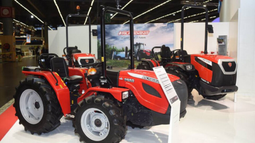 Sitni, ali dinamitni Valpadana traktori!